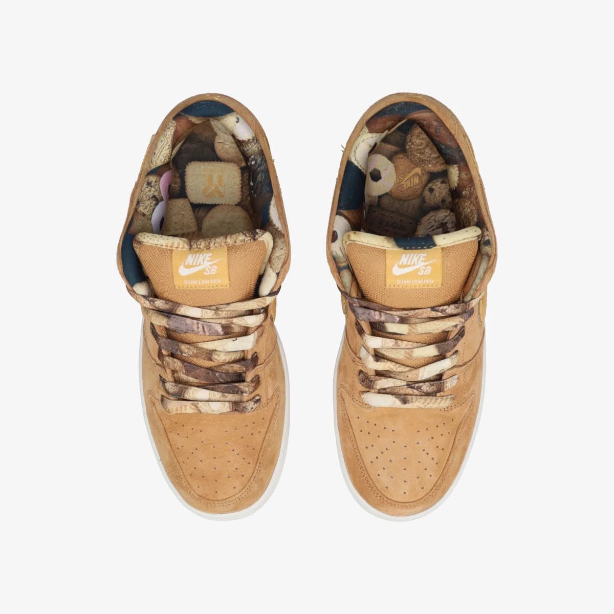 NIKE SB DUNK LOW PRO QS × NOTE MANCHESTER