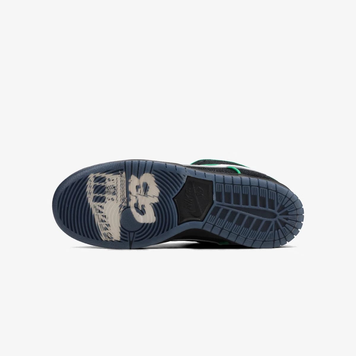 NIKE SB DUNK LOW PRO × BRONX GIRLS SKATE