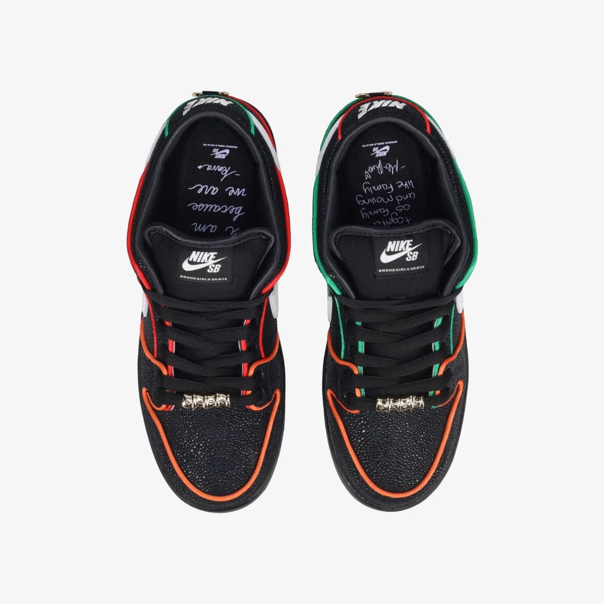 NIKE SB DUNK LOW PRO × BRONX GIRLS SKATE