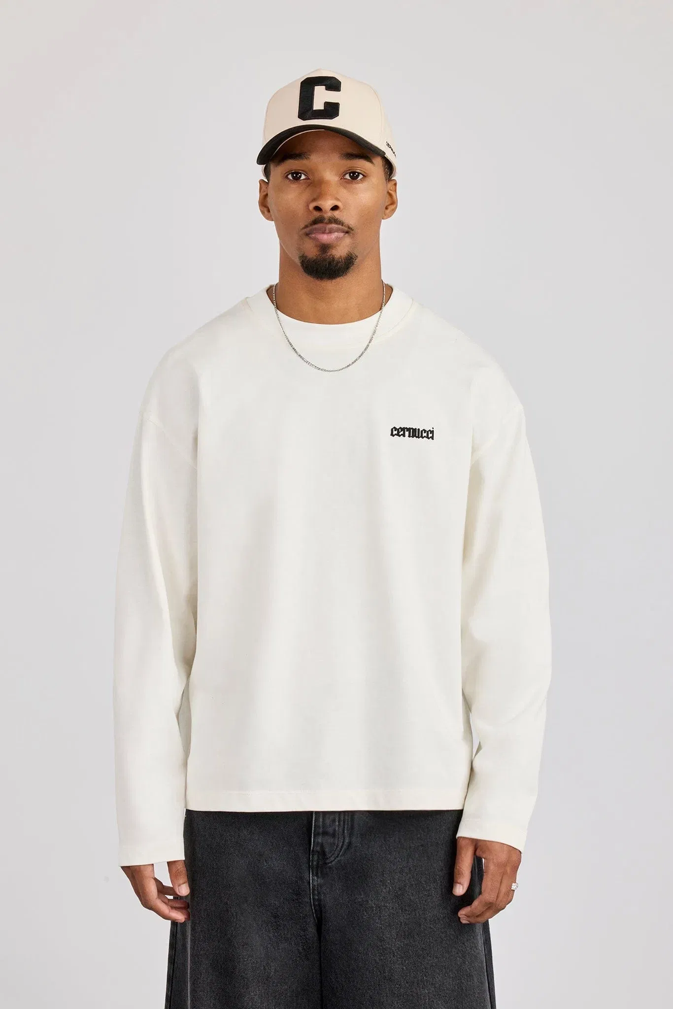 Cernucci Long Sleeve Rio Graphic Print T-Shirt - Off White