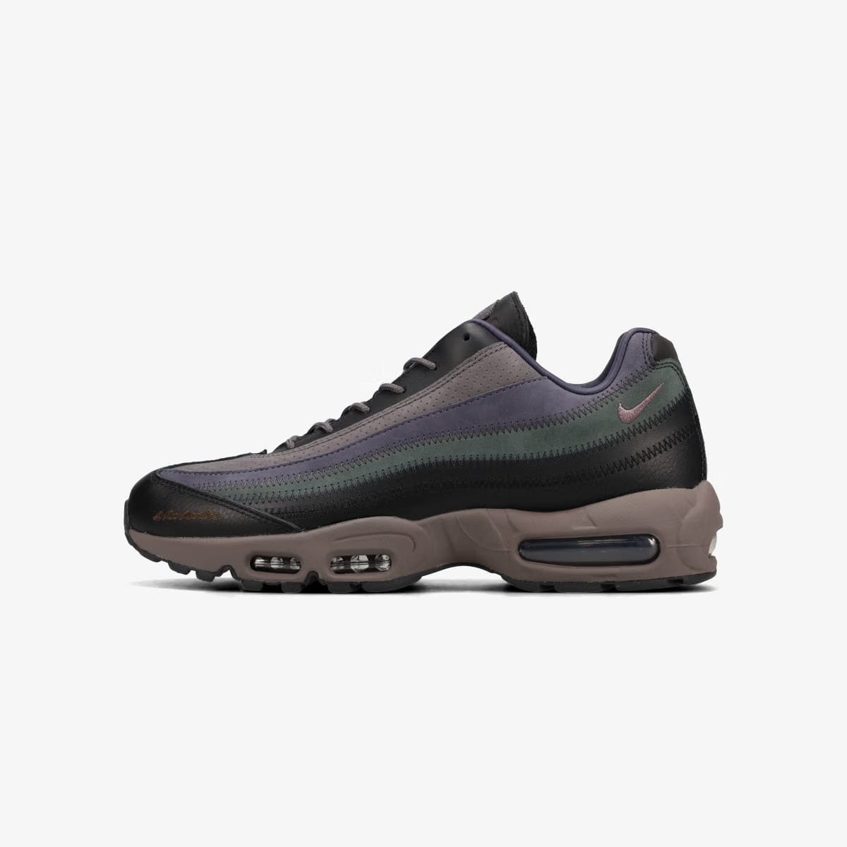 NIKE AIR MAX 95 × A MA MANIERE -HAND WASH COLD-