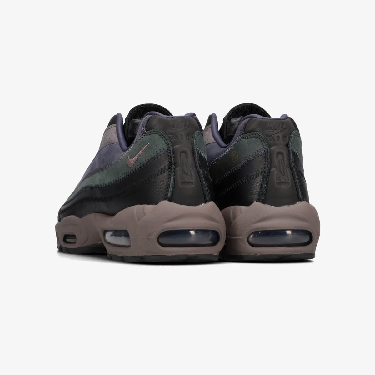 NIKE AIR MAX 95 × A MA MANIERE -HAND WASH COLD-
