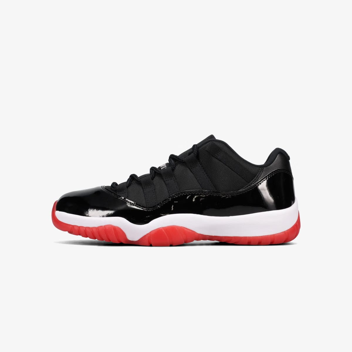 NIKE AIR JORDAN 11 RETRO LOW