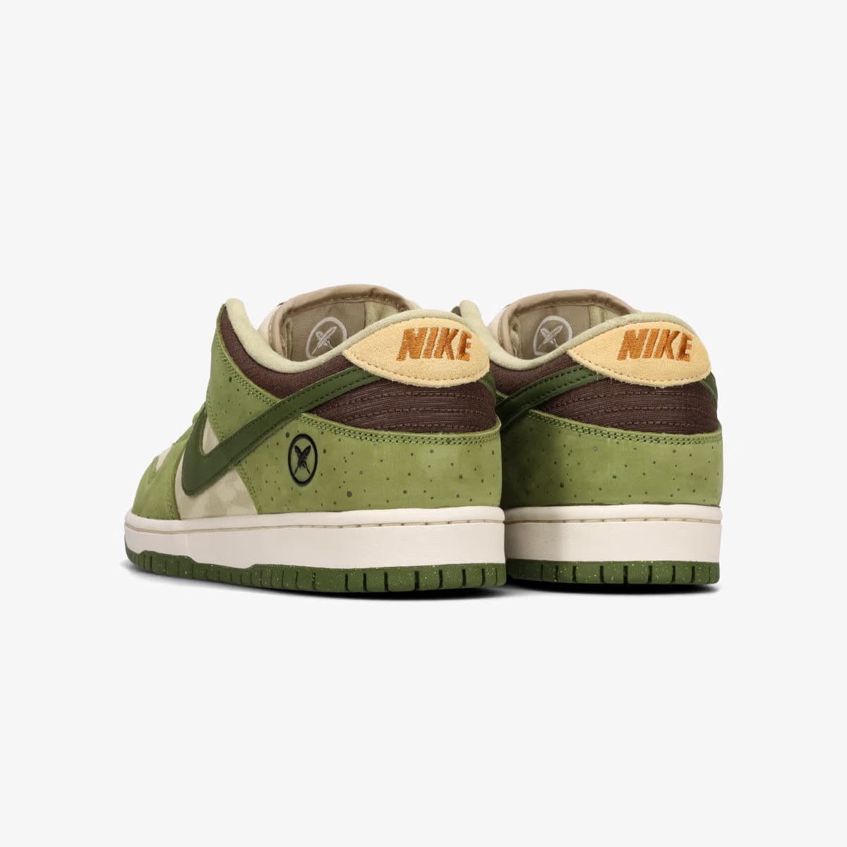 NIKE SB DUNK LOW PRO QS × YUTO HORIGOME