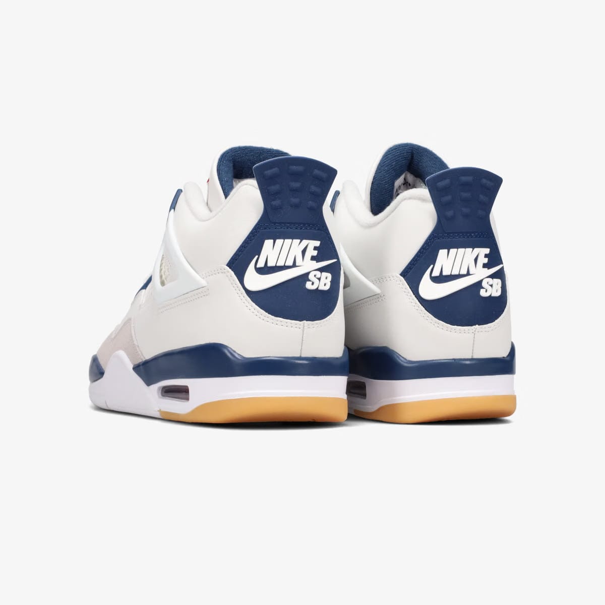 NIKE SB AIR JORDAN 4 RETRO SP