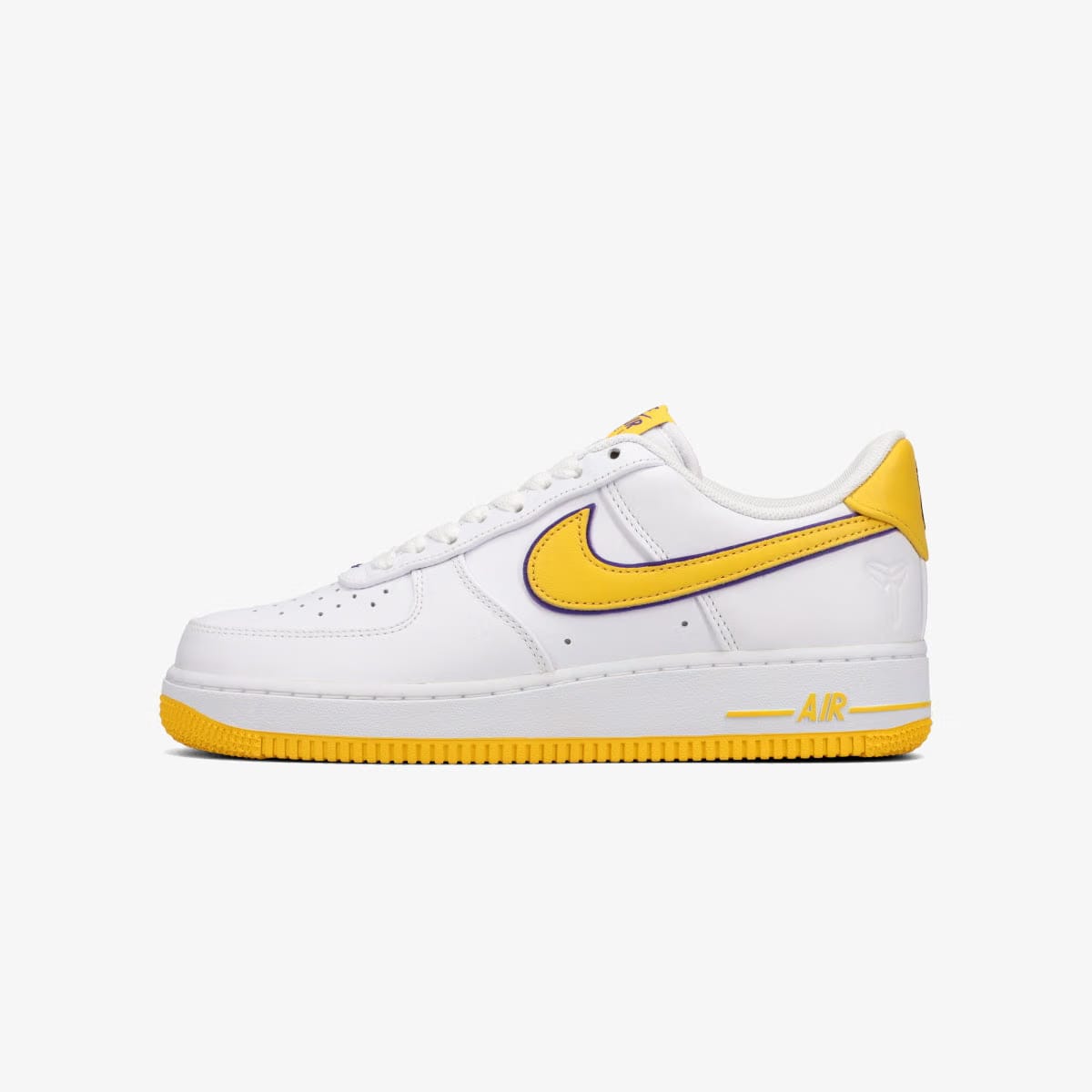 NIKE AIR FORCE 1 LOW RETRO QS × KOBE BRYANT