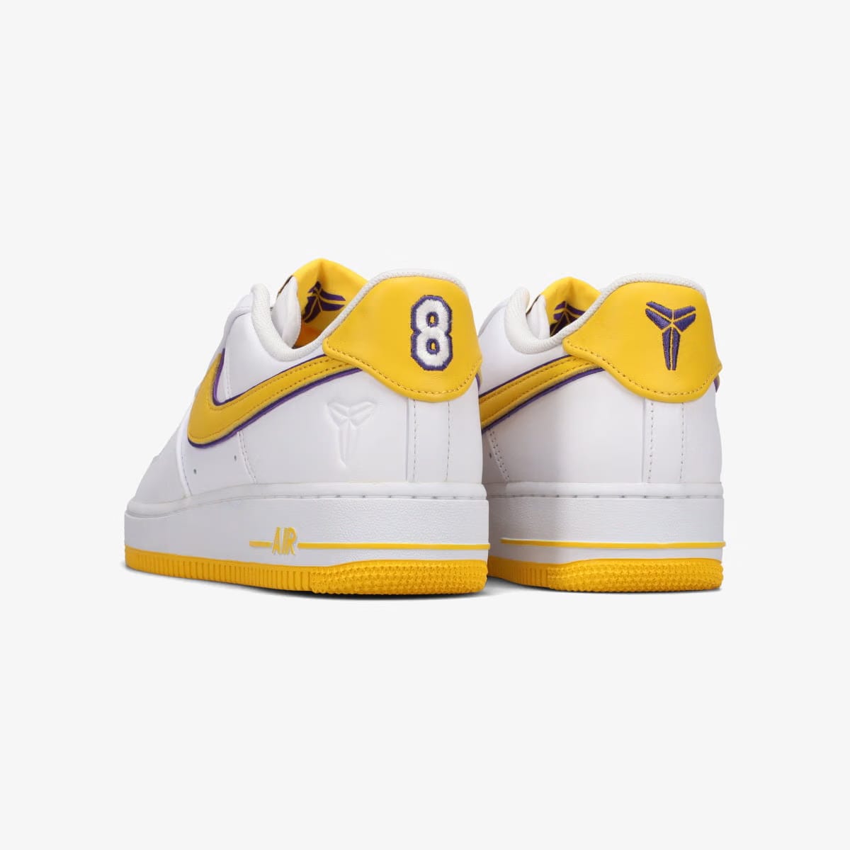 NIKE AIR FORCE 1 LOW RETRO QS × KOBE BRYANT
