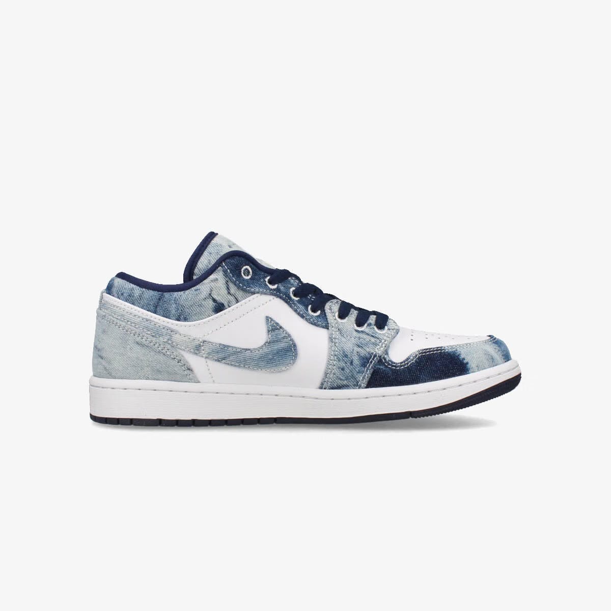 NIKE AIR JORDAN 1 LOW SE -WASHED DENIM-