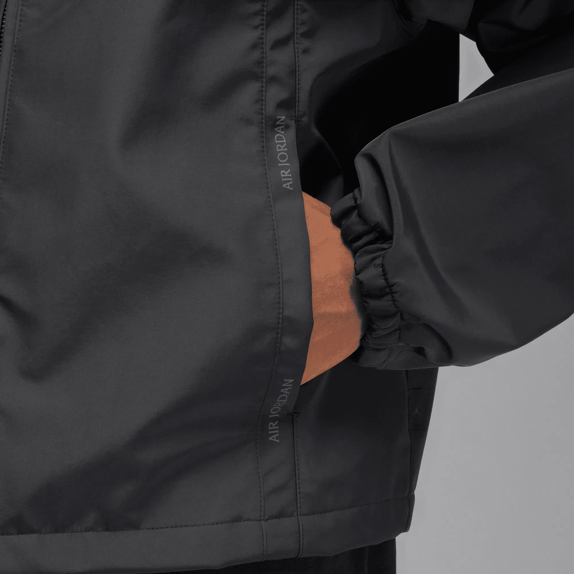 AIR JORDAN TRACK JACKET - OFF NOIR