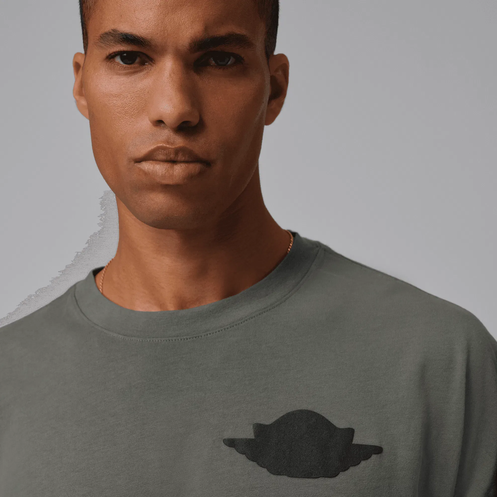 Air Jordan MJ WINGS L/S TEE - RIVER ROCK