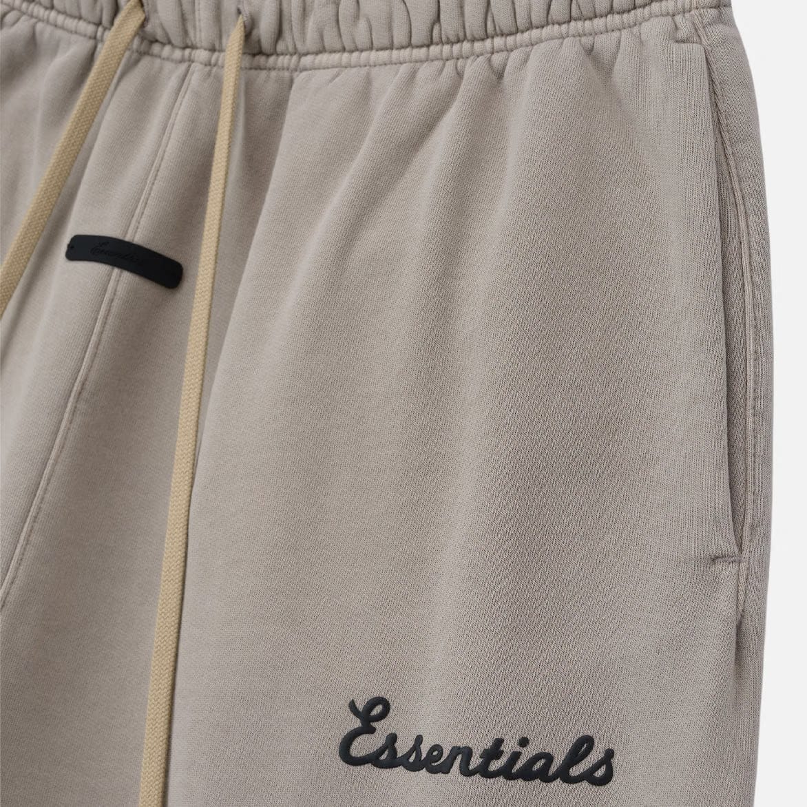 Fear of God Essentials TRAINING CLASSIC FIT FLARE SWEATPANT - FADED SEAL