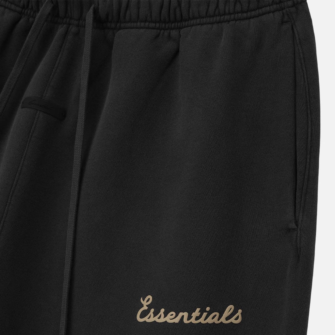 Fear of God Essentials TRAINING CLASSIC FIT FLARE SWEATPANT - FADED BLACK