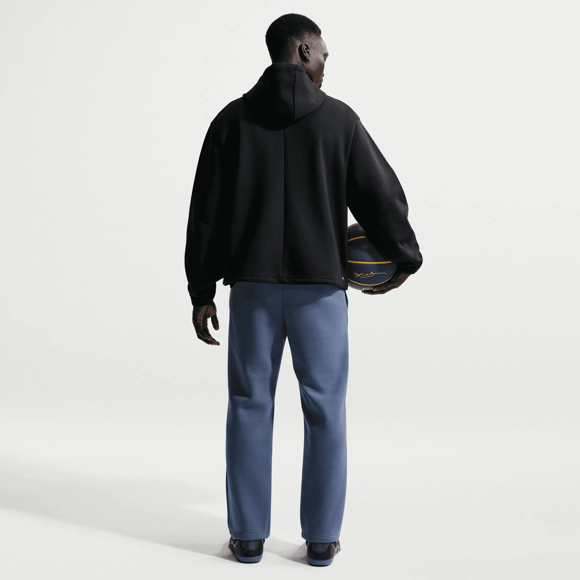 Nike KOBE DRI-FIT BASKTBALL HOODIE - BLACK