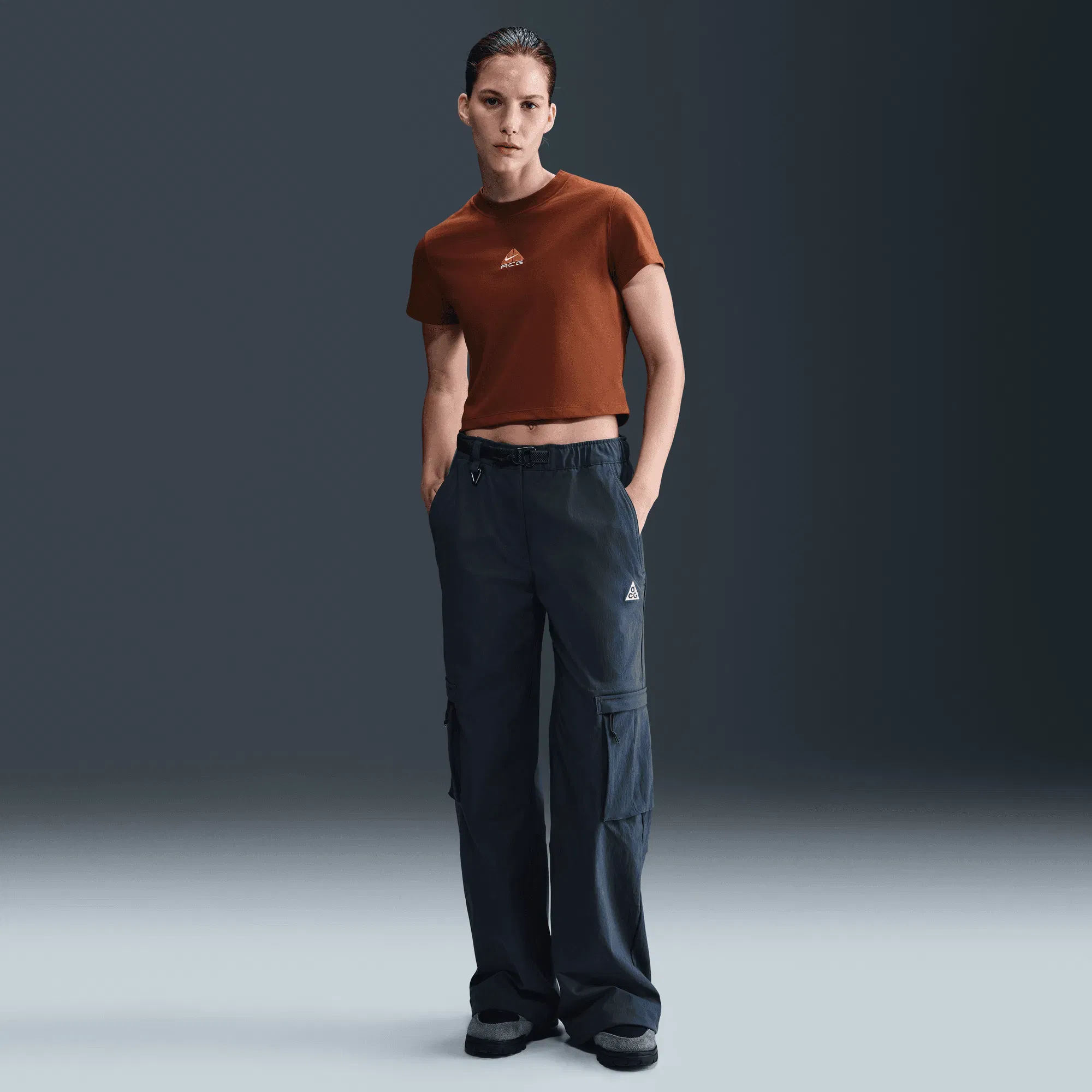 Nike WMNS ACG DRI-FIT CROPPED TEE - CINNAMON / PICANTE RED