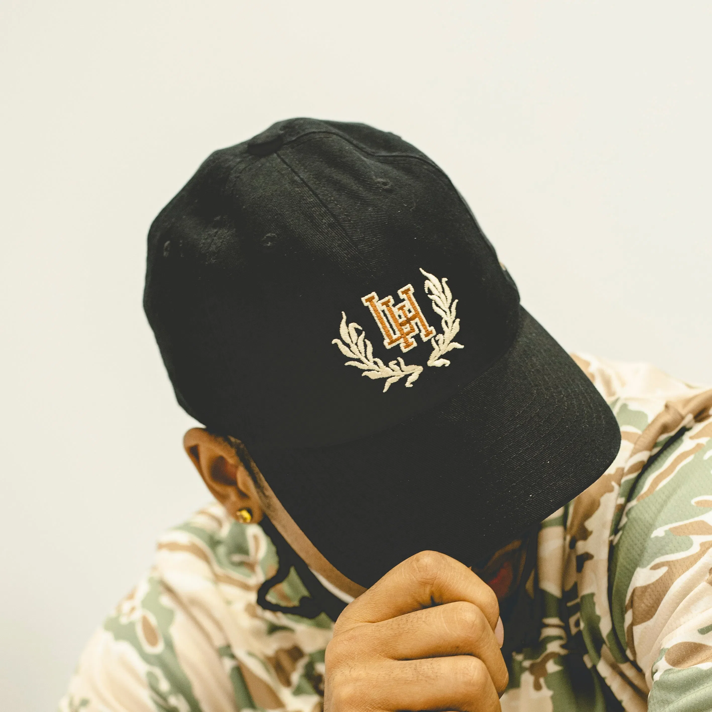 MITCHELL & NESS X LAPSTONE "10 YEAR" DAD HAT - BLACK