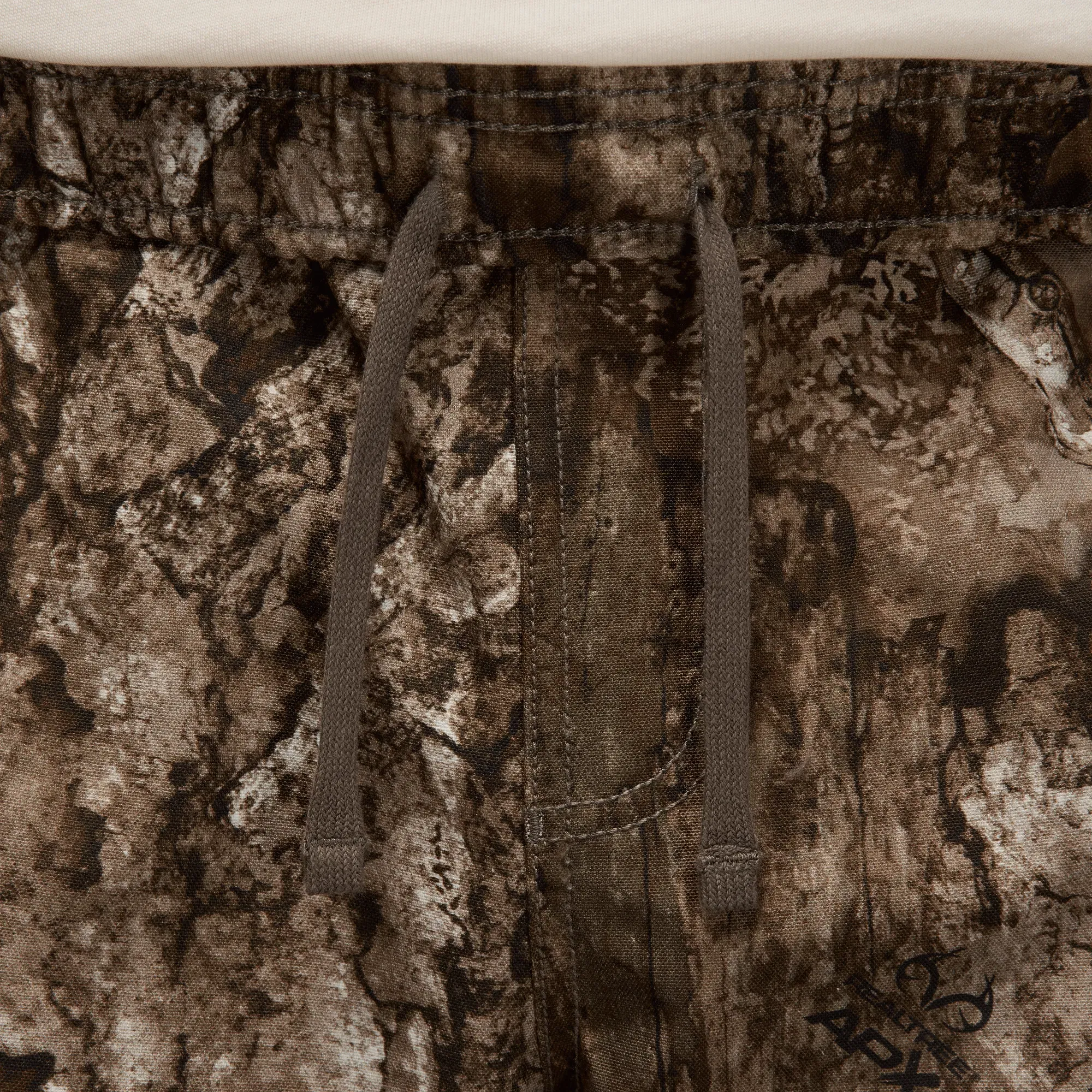 Air Jordan JORDAN BROOKLYN WOVEN REALTREE PANTS - MEDIUM OLIVE / SAIL