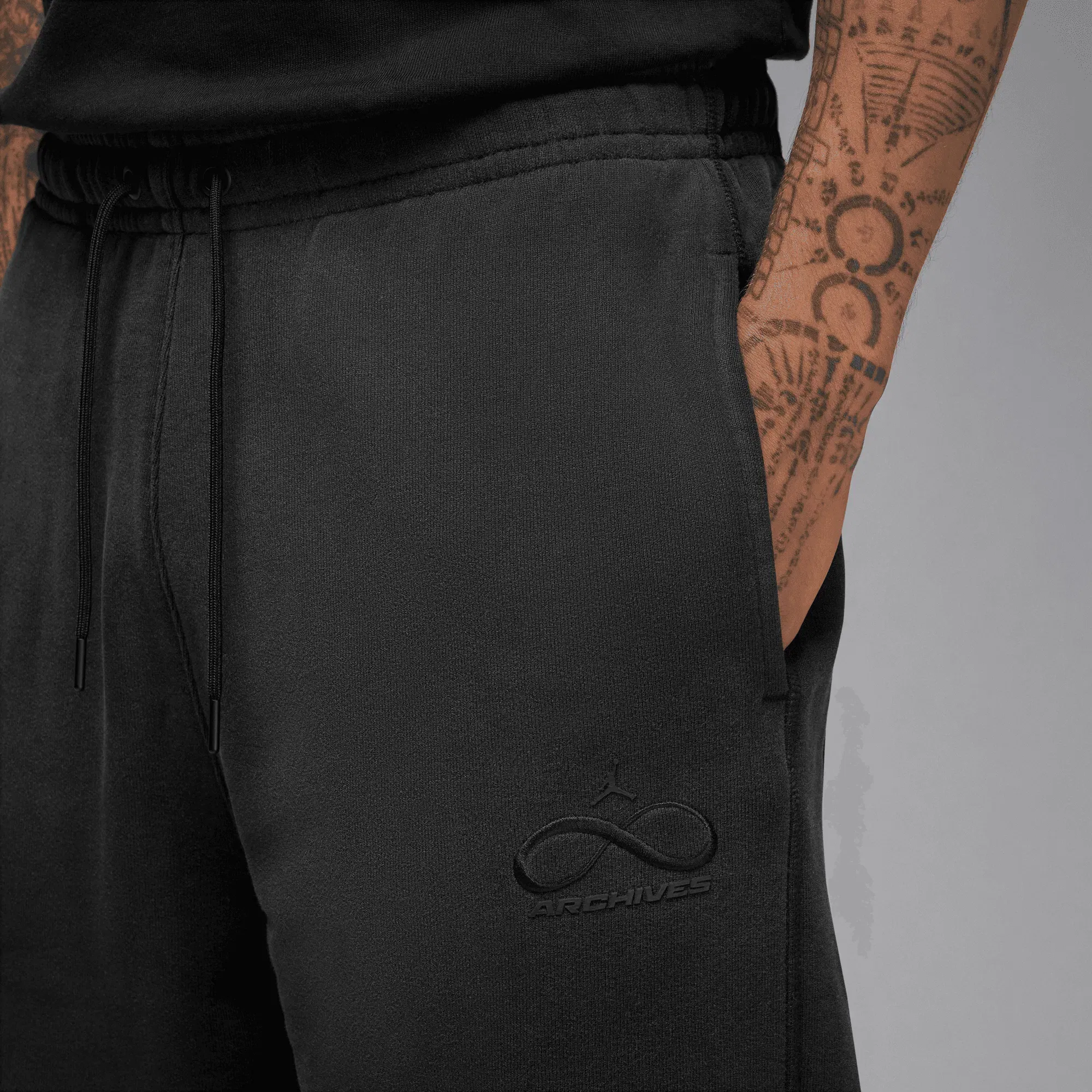 Air Jordan INFINITE ARCHIVES X JORDAN SWEATPANTS - BLACK