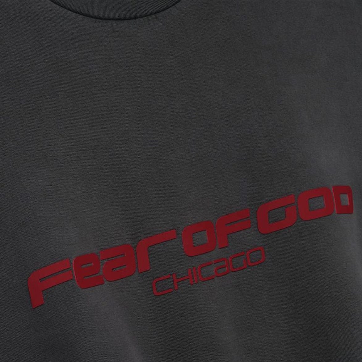Fear of God Essentials HEAVY FLEECE CROPPED RELAXED SWEATSHIRT - IRON GREY