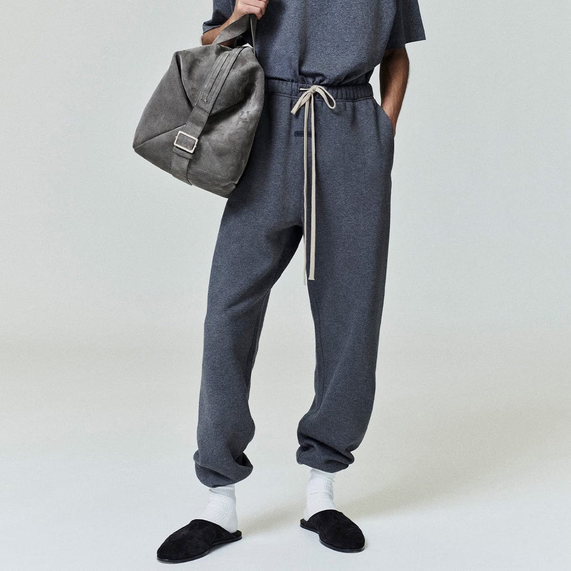 Fear of God Essentials CLASSIC SWEATPANT - CHARCOAL HEATHER