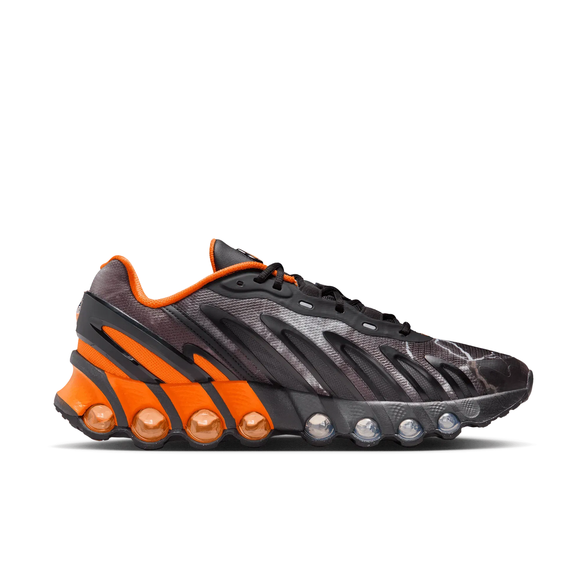 Nike PALACE X NIKE AIR MAX DN8 SP "BLACK / SAFETY ORANGE"