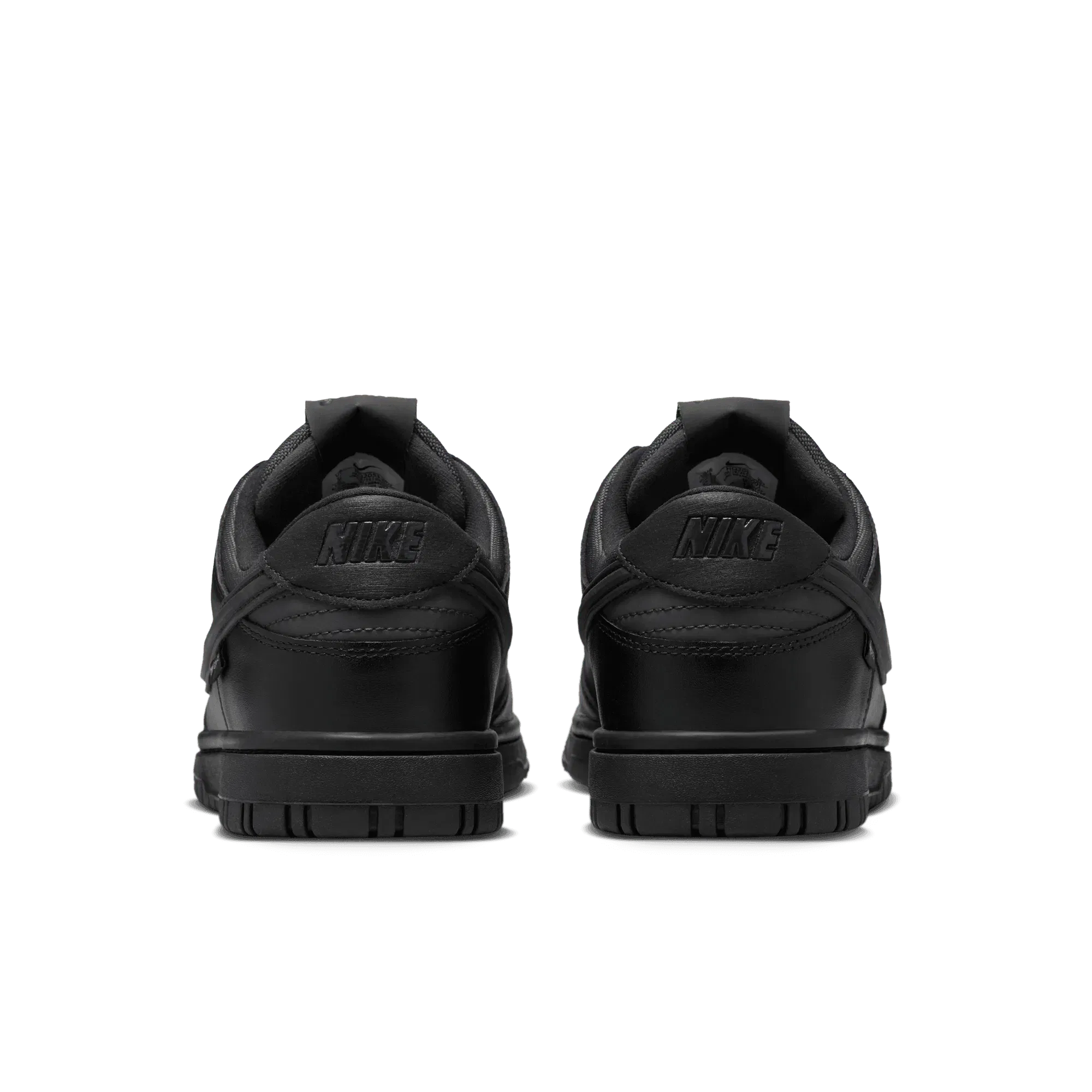 Nike DUNK LOW GTX "TRIPLE BLACK"