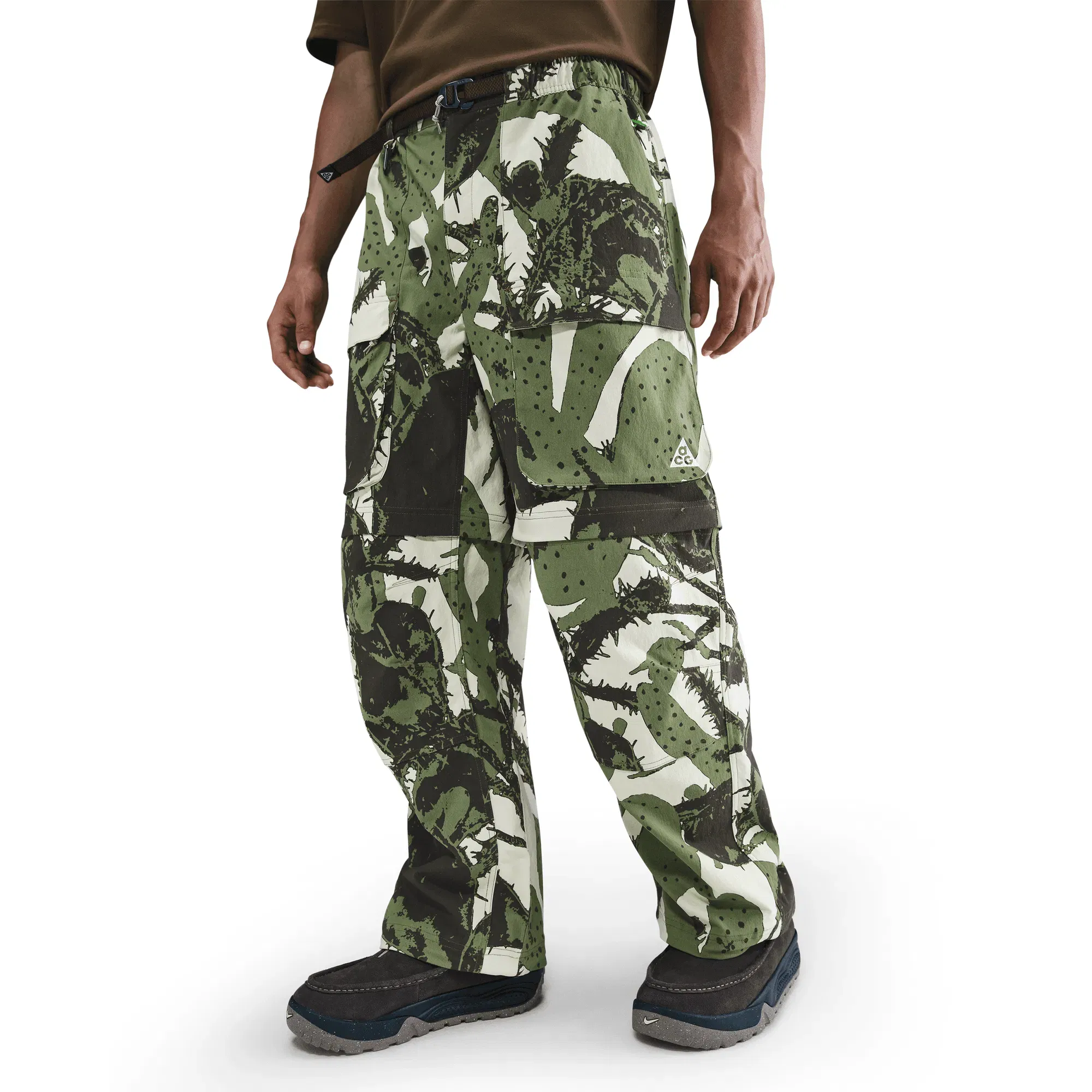 Nike ACG SMITH SUMMIT MENS ZIP CARGO PANTS - LIGHT KHAKI / MOSSWOOD BROWN