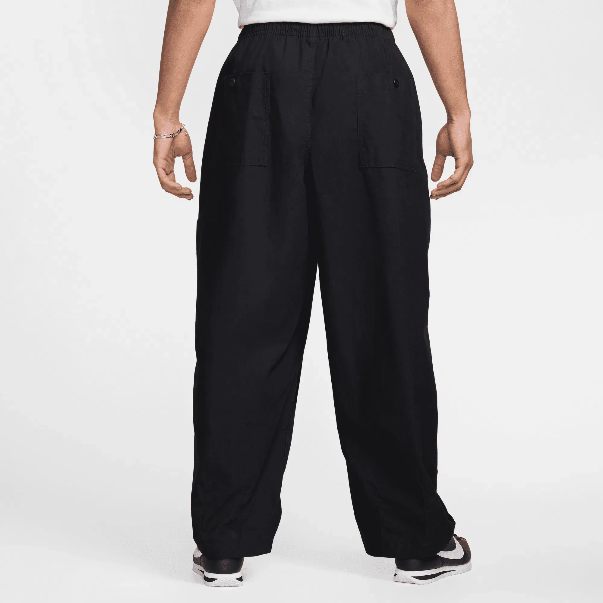 Nike CLUB BALLOON TROUSERS - BLACK