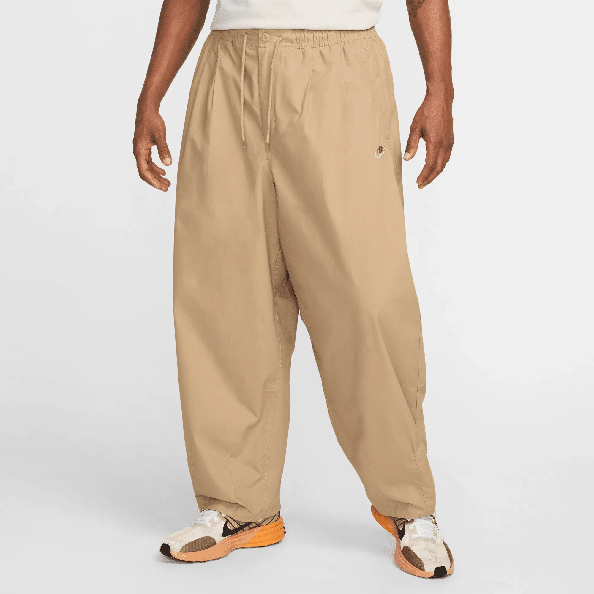 Nike CLUB BALlOON TROUSERS - PARACHUTE BEIGE