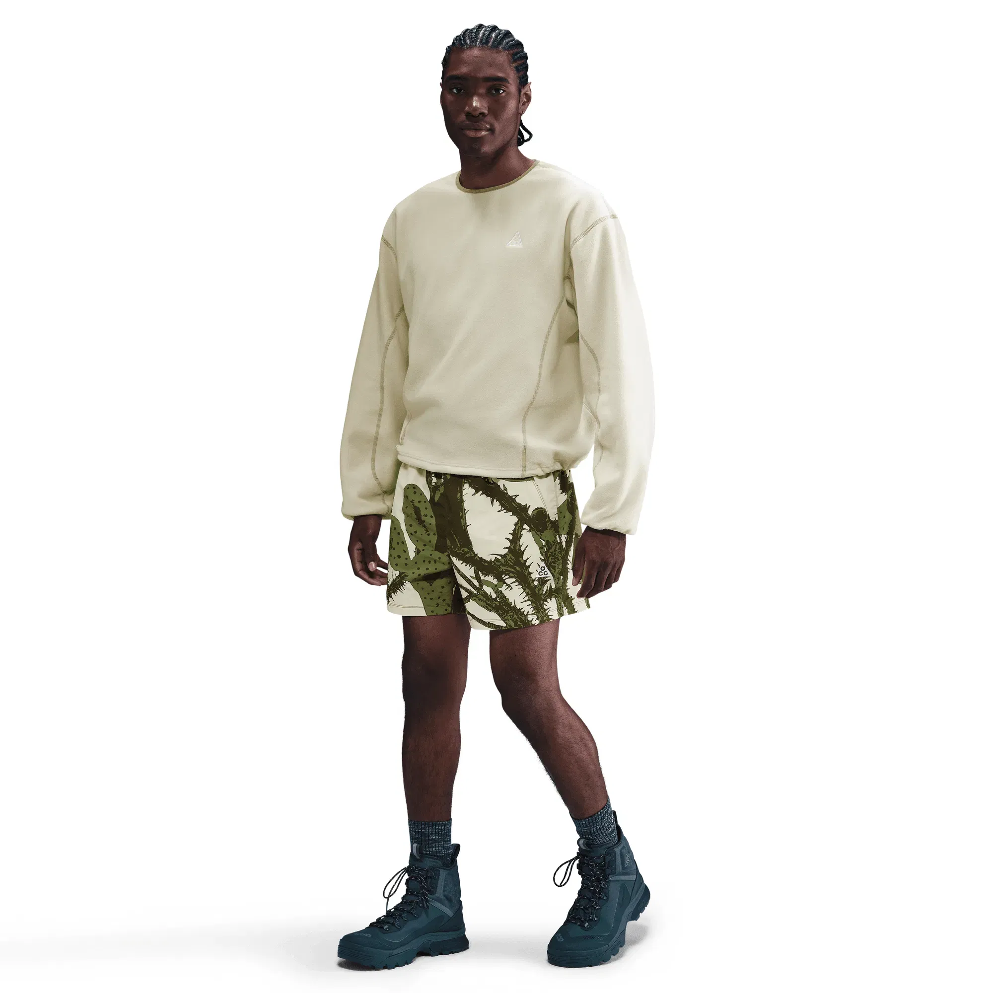 Nike ACG "RESEVOIR GOAT" SHORTS - LIGHT KHAKI / SUMMIT WHITE