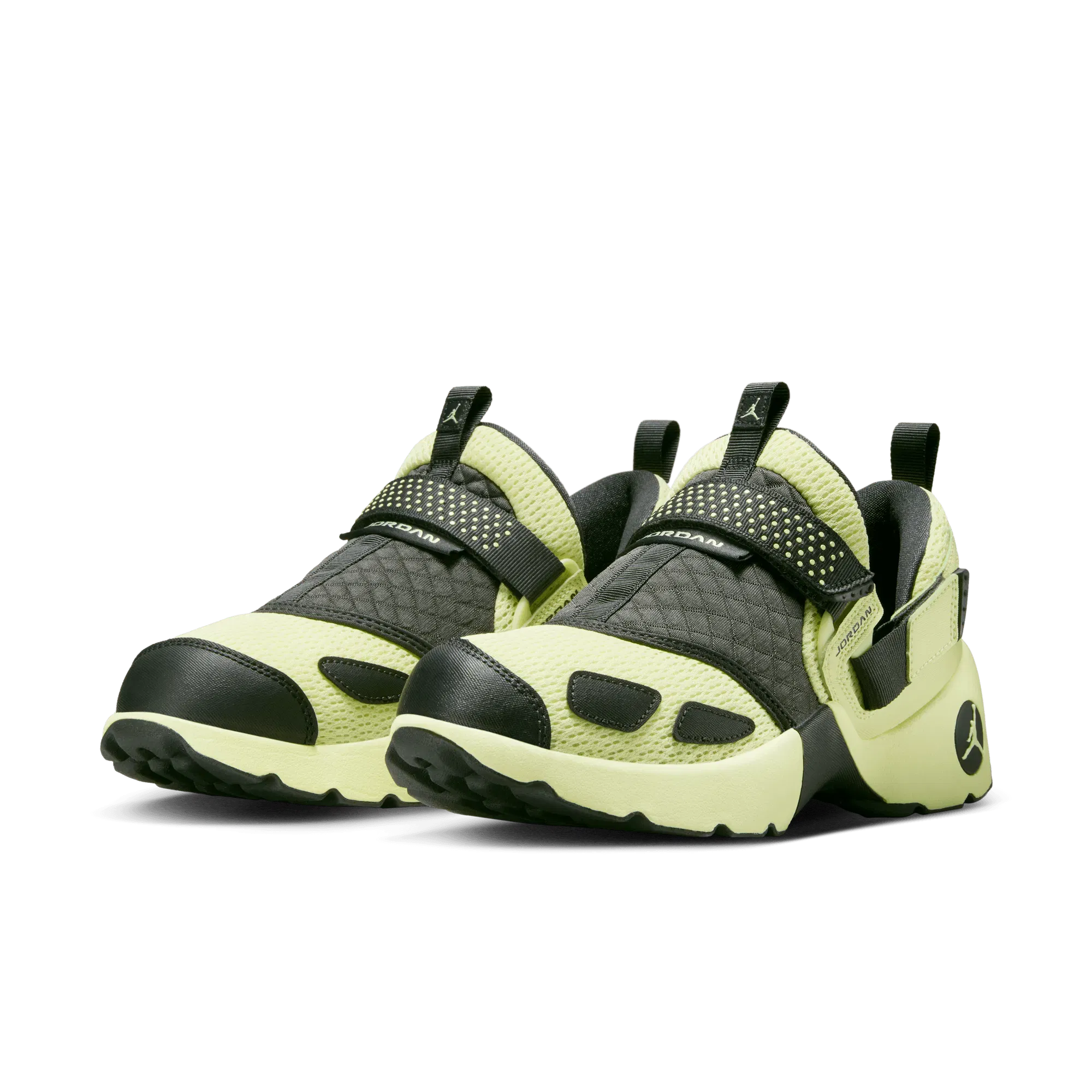 Air Jordan WMNS TRUNNER LX "LUMINOUS GREEN"