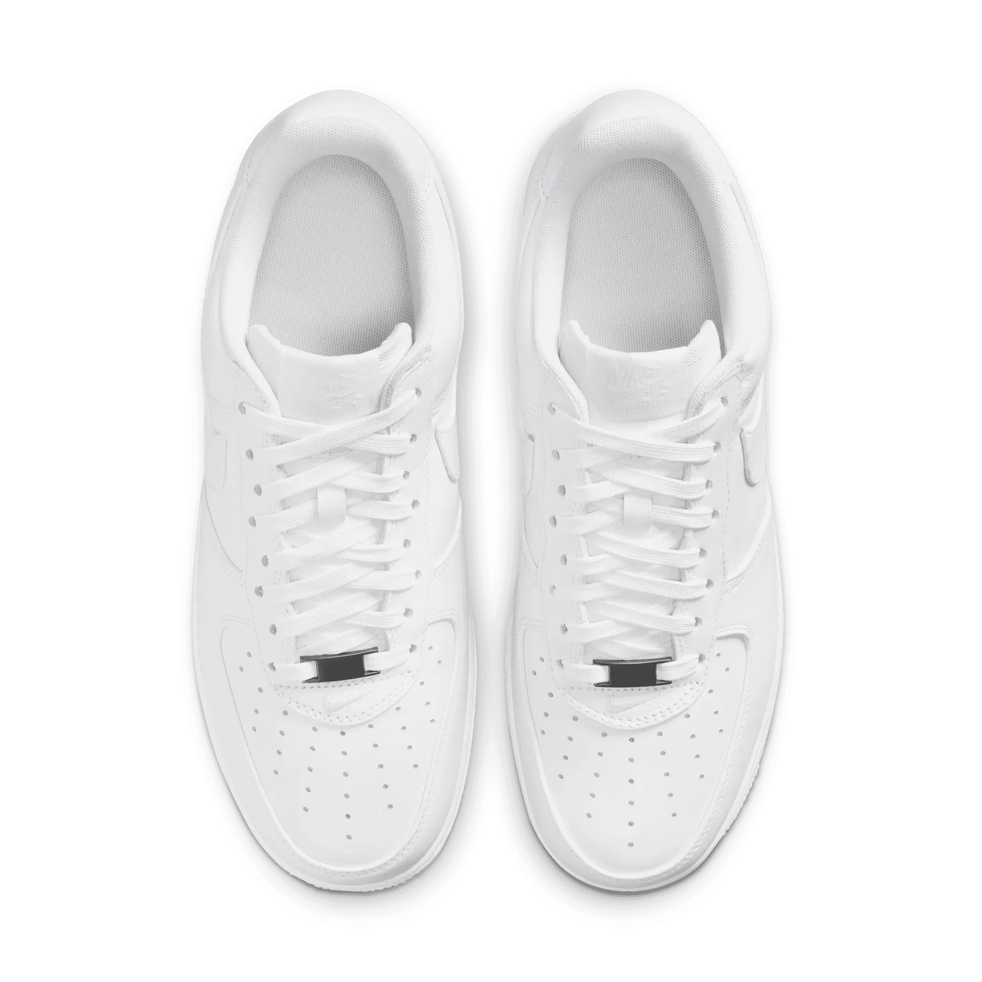 Nike AIR FORCE 1 LOW RETRO PRM "TRIPLE WHITE"
