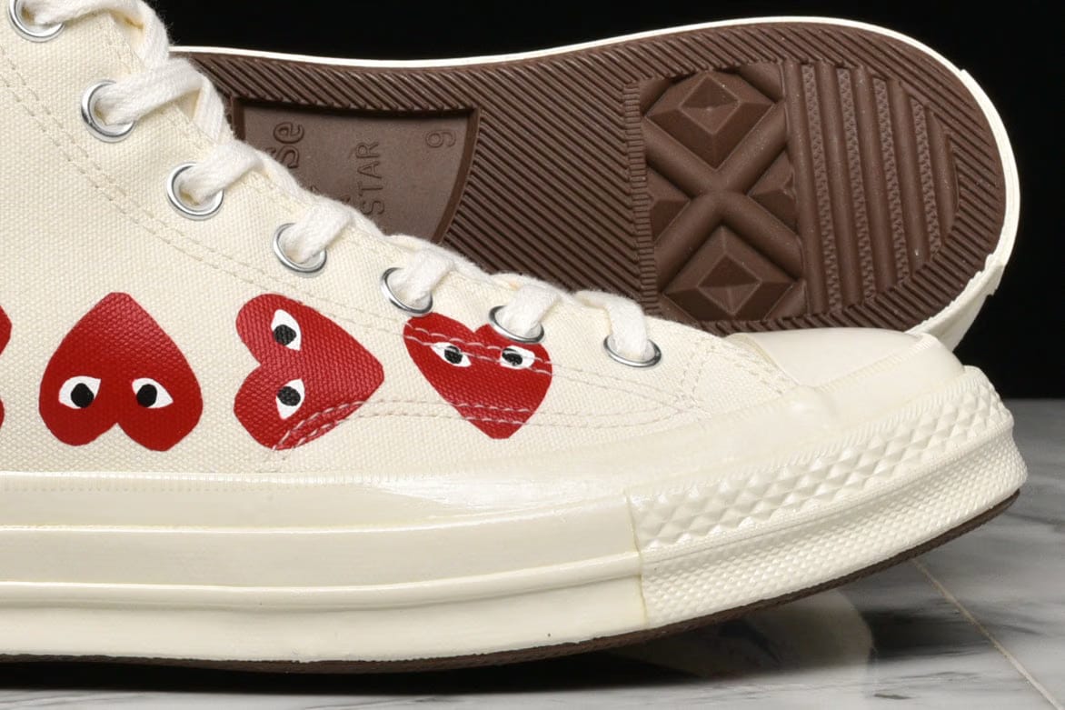 COMME DES GARCONS PLAY CDG PLAY X CONVERSE MULTI HEART CHUCK 70 HI - WHITE