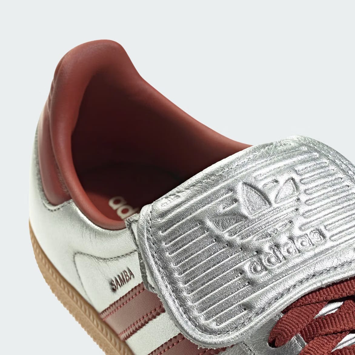 adidas WMNS SAMBA LONG TONGUE - SILVER METALLIC / PRELOVED RUBY