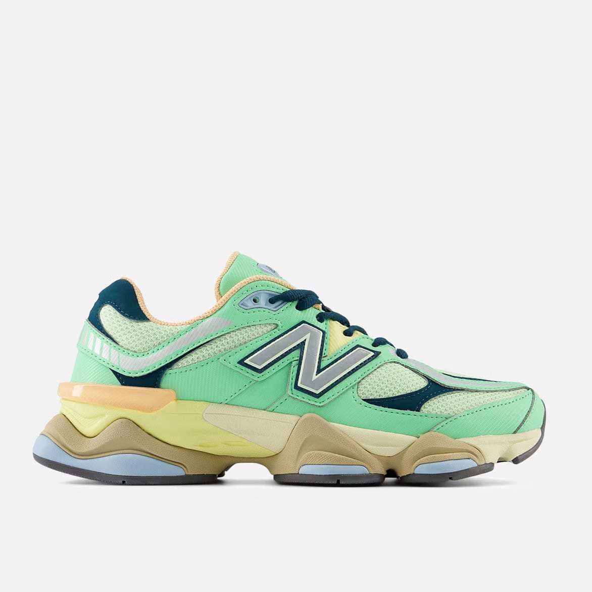 New Balance 9060 - SWEETGRASS / DEEP OCEAN