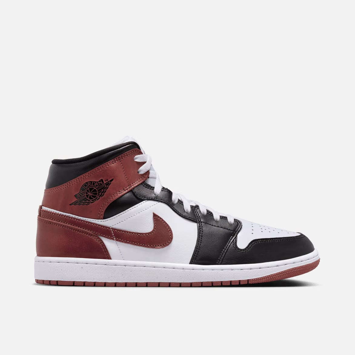 AIR JORDAN 1 MID SE - WHITE / DARK PONY / BLACK