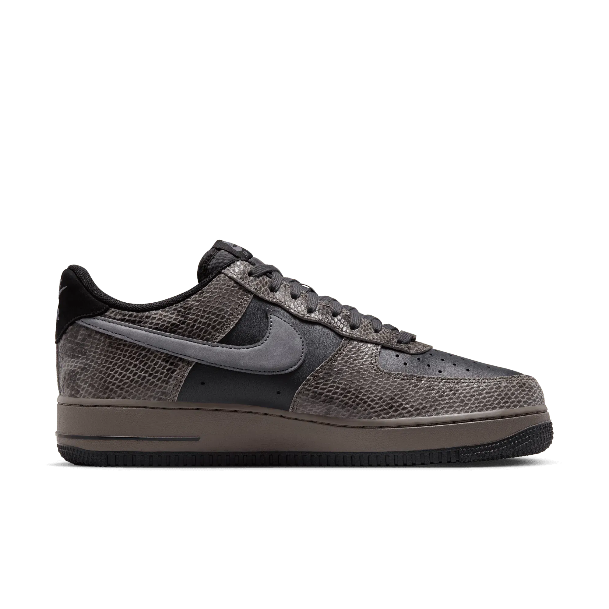 Nike AIR FORCE 1 `07 LV8 "OFF NOIR SNAKESKIN"