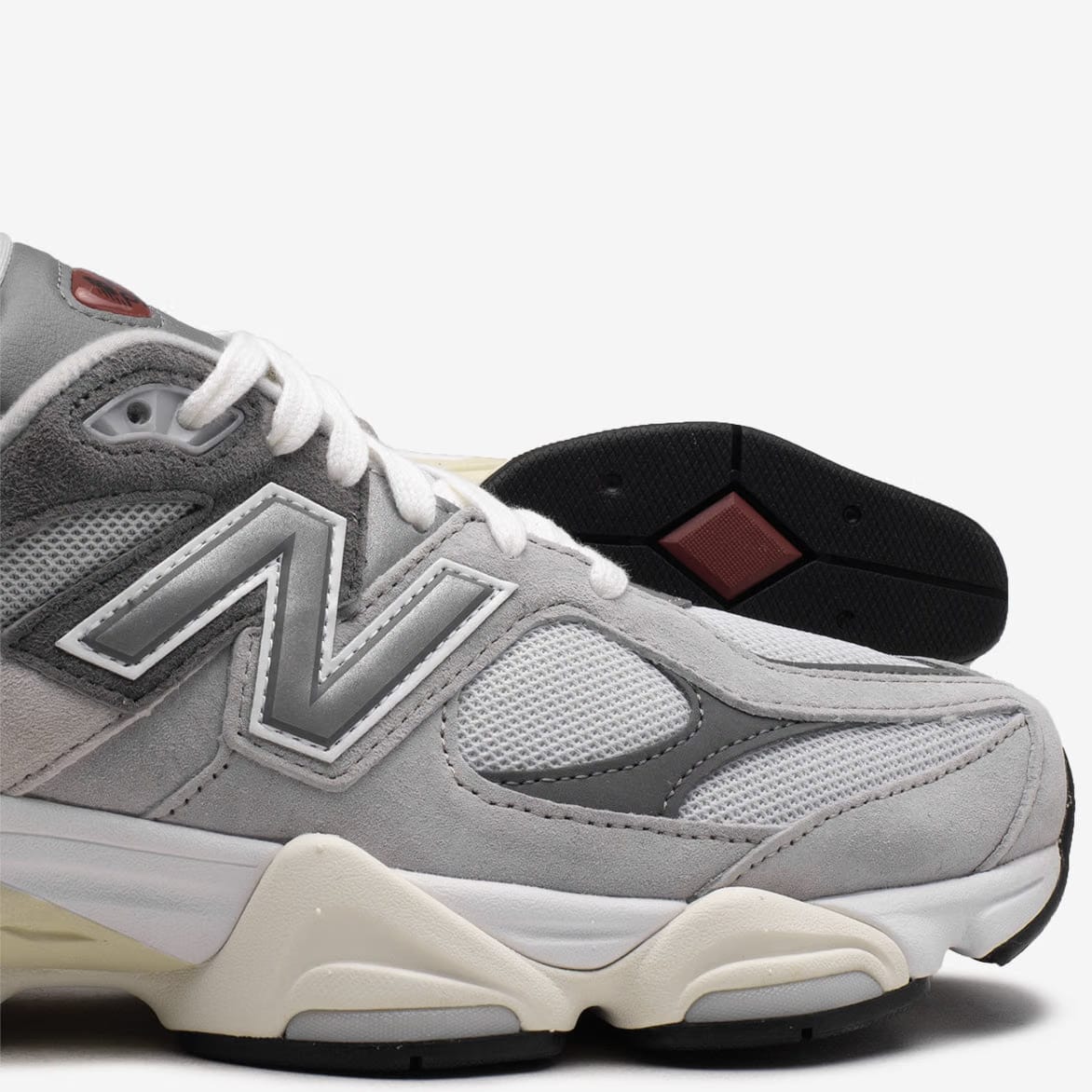 New Balance 9060 "GREY / RAIN CLOUD / CASTLEROCK"
