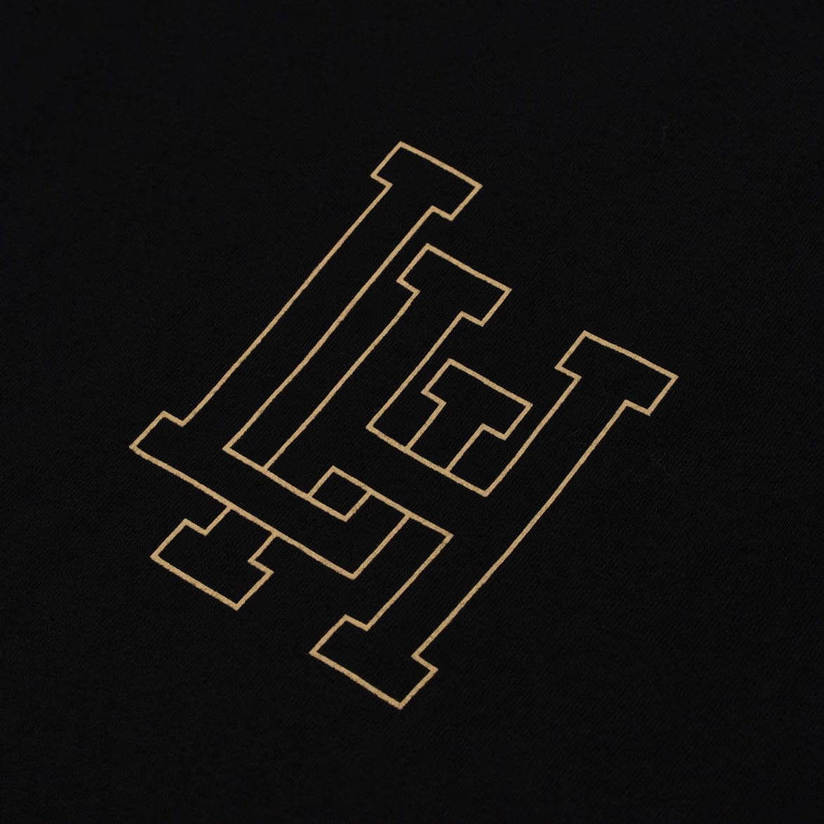 STANDARD ISSUE LH FUNDAMENTAL BY STANDARD ISSUE TEE - BLACK / TAN
