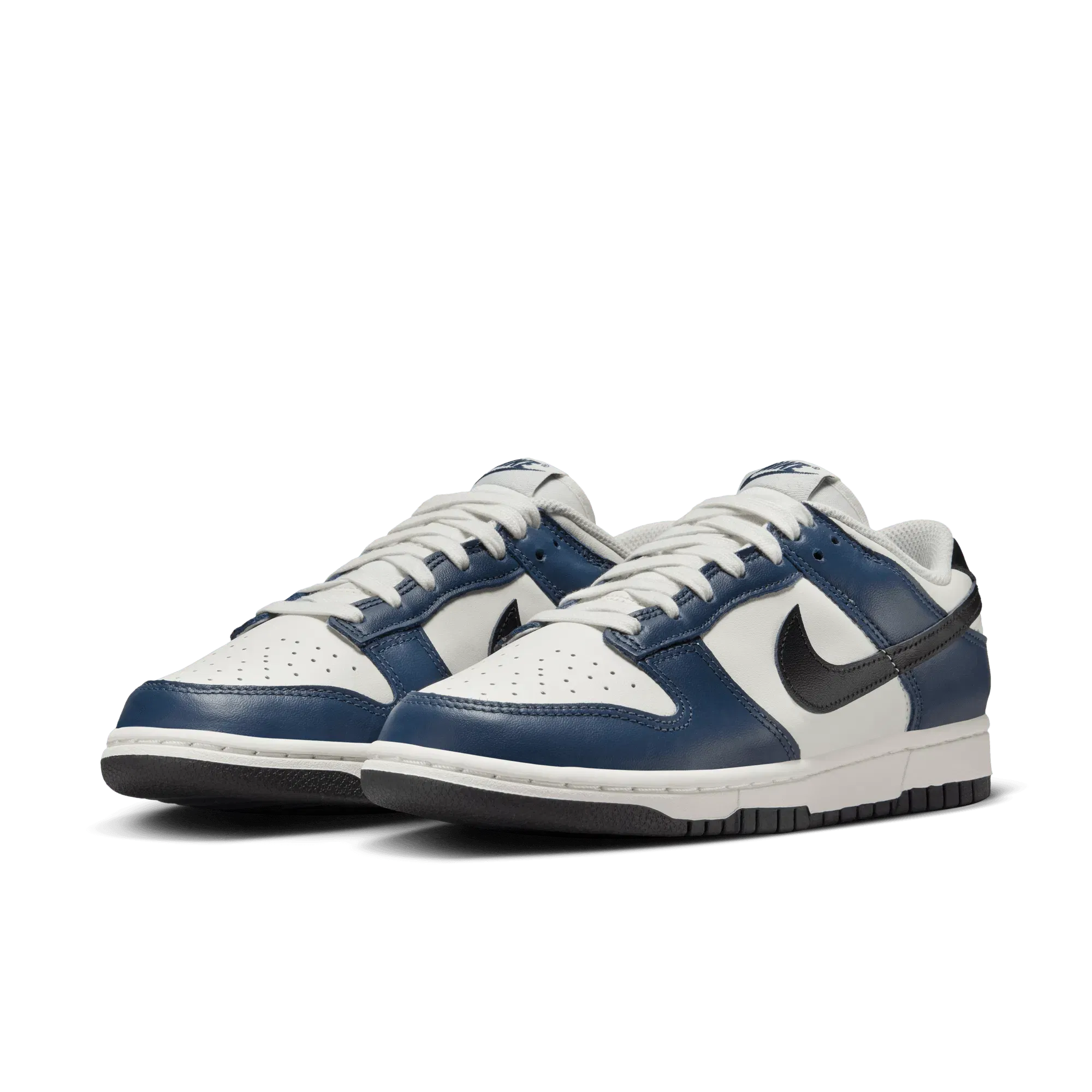 Nike WMNS DUNK LOW "ARMORY NAVY"