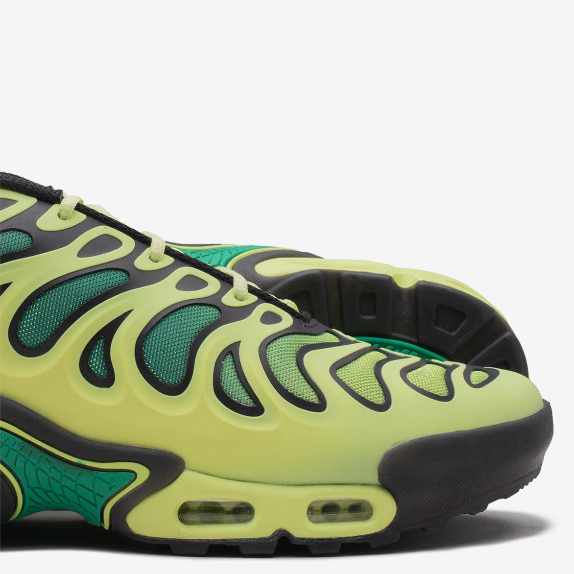 Nike AIR MAX PLUS DRIFT "LIGHT LEMON TWIST"