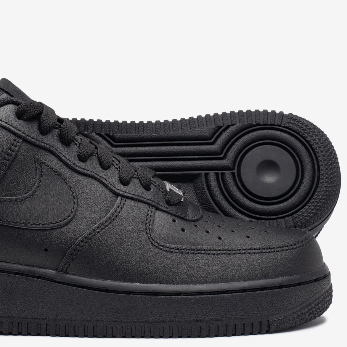 Nike WMNS AIR FORCE 1 `07 - BLACK / BLACK