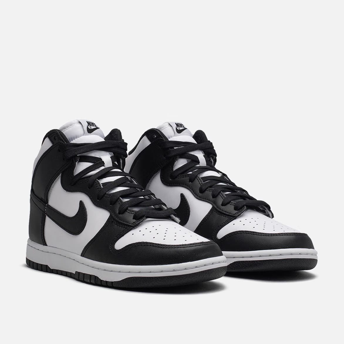Nike DUNK HIGH RETRO "PANDA"