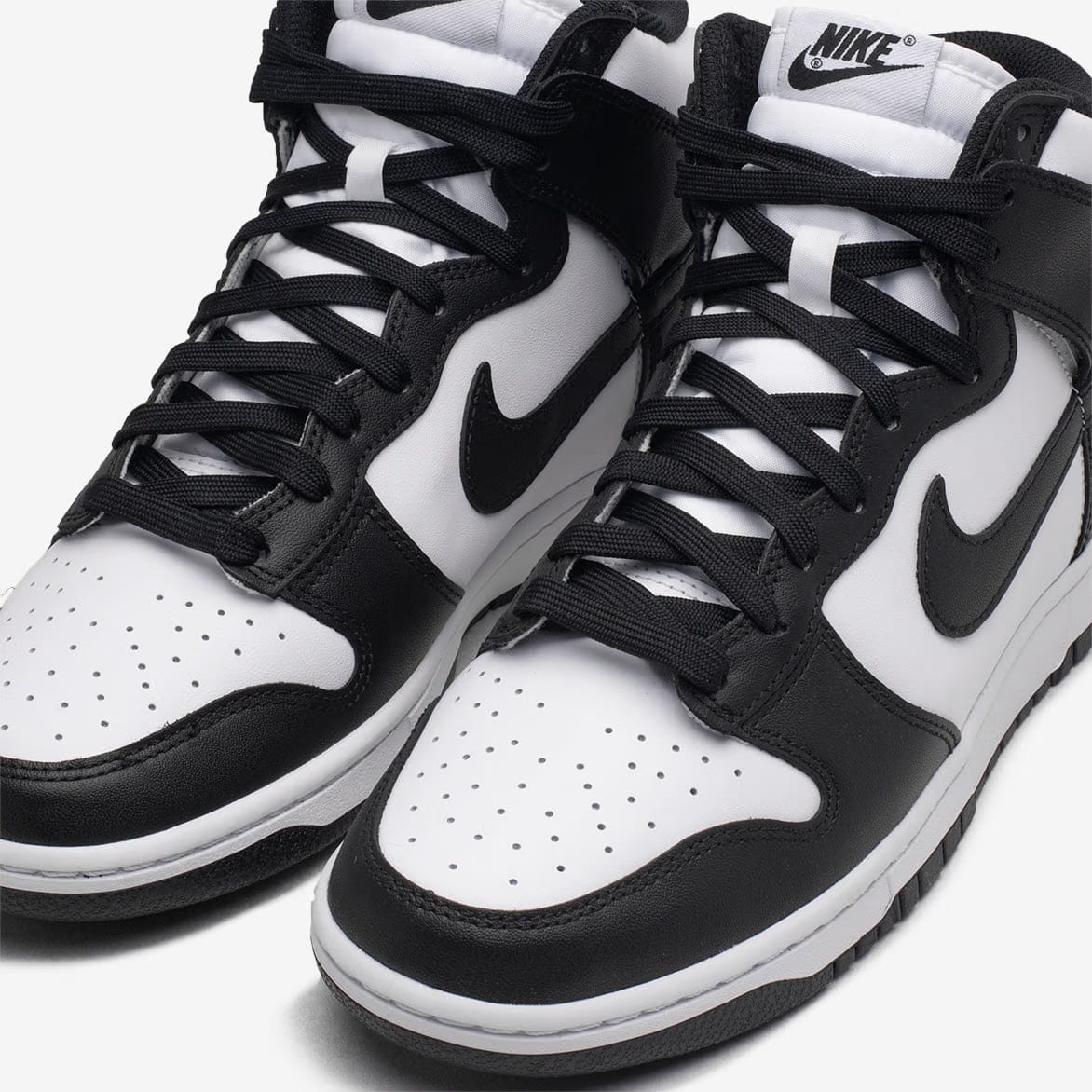 Nike DUNK HIGH RETRO "PANDA"