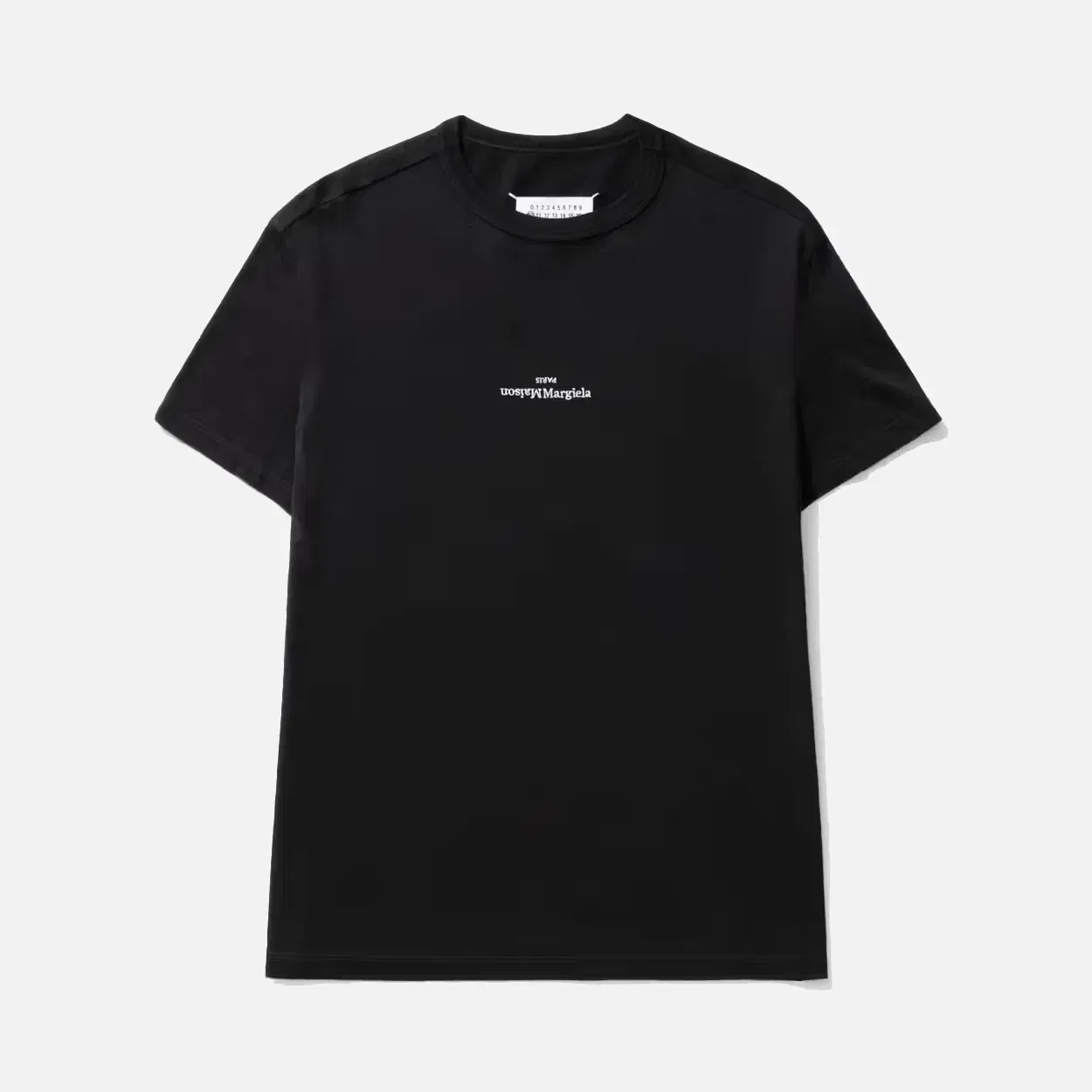 Maison Margiela UPSIDE DOWN LOGO TEE - BLACK