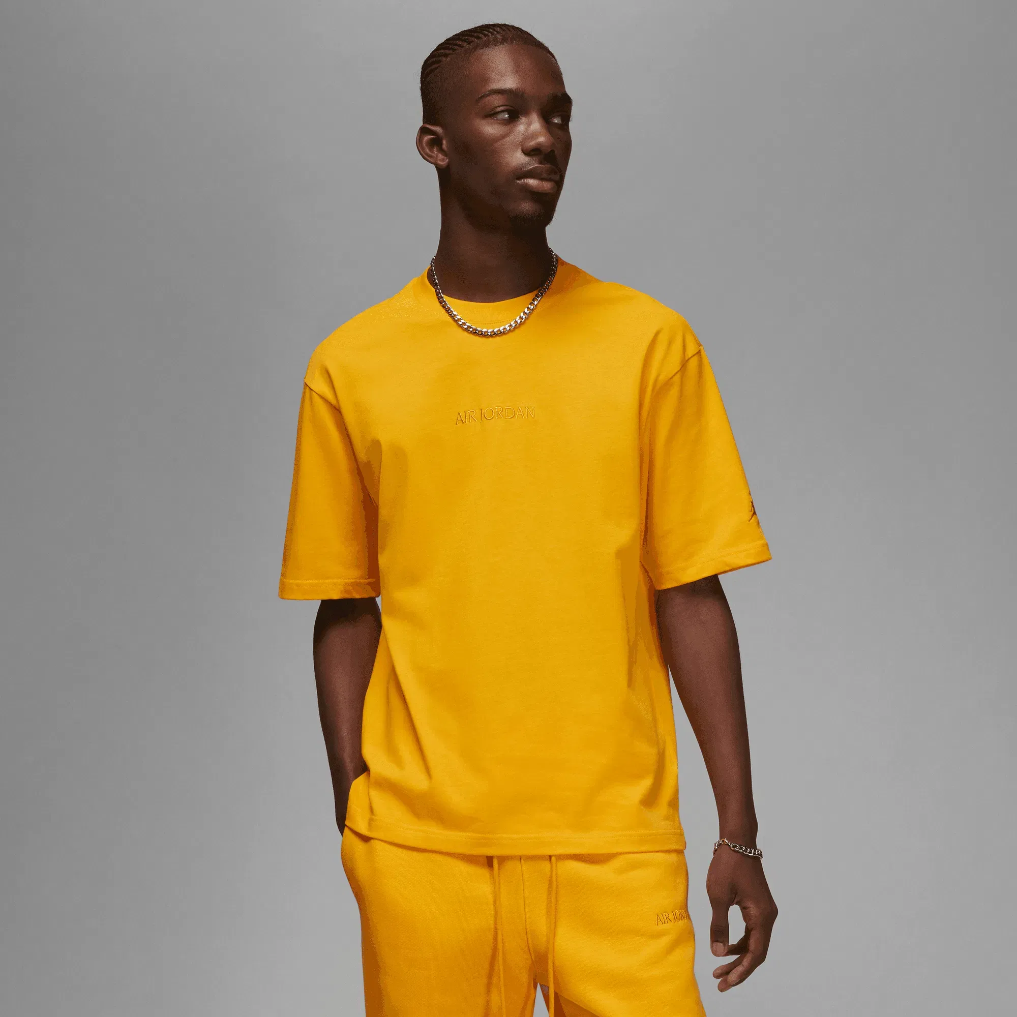 Air Jordan JORDAN WORDMARK MEN`S S/S TEE - GOLD