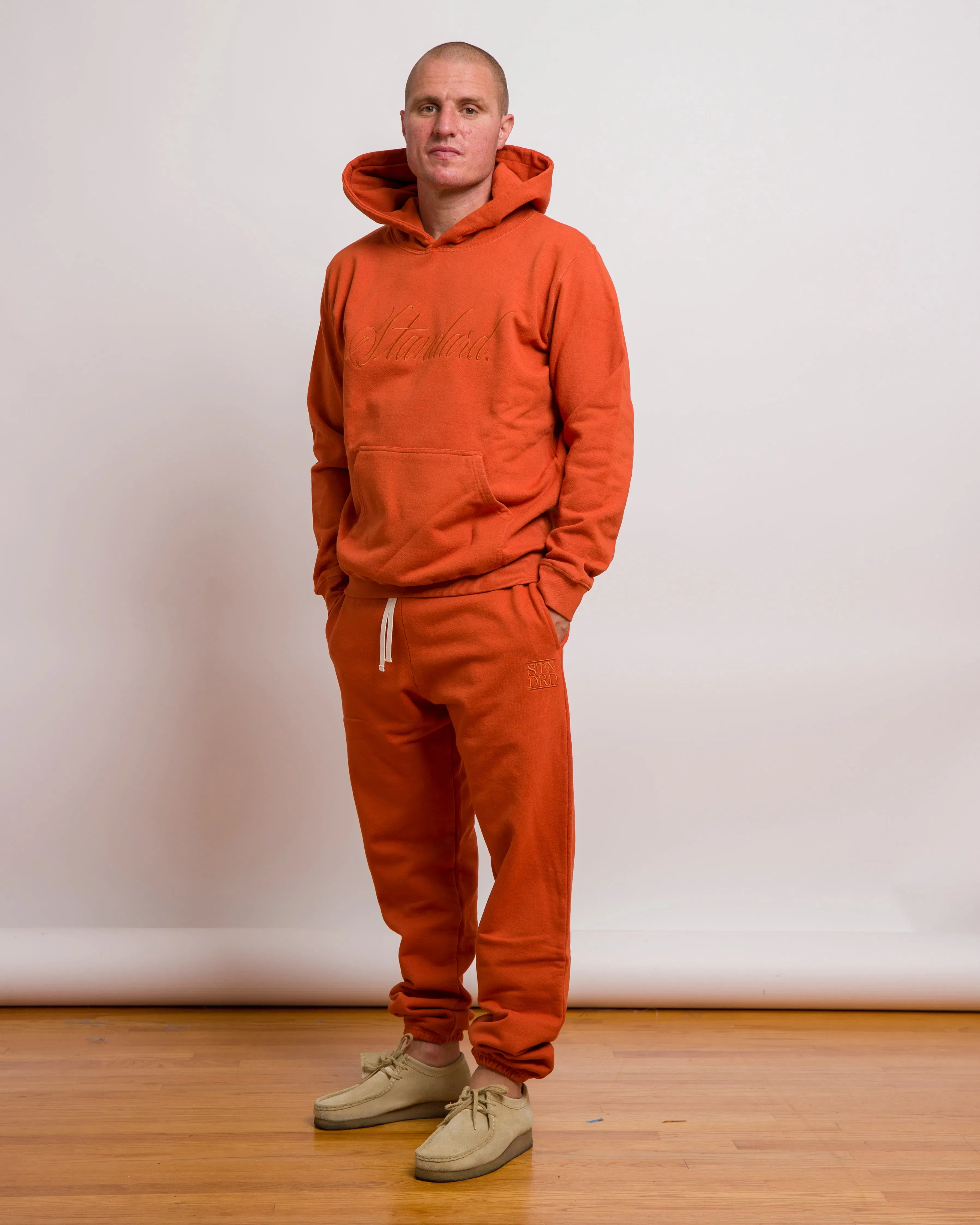STANDARD ISSUE BJ BETTS X STANDARD ISSUE HOODIE - RUST
