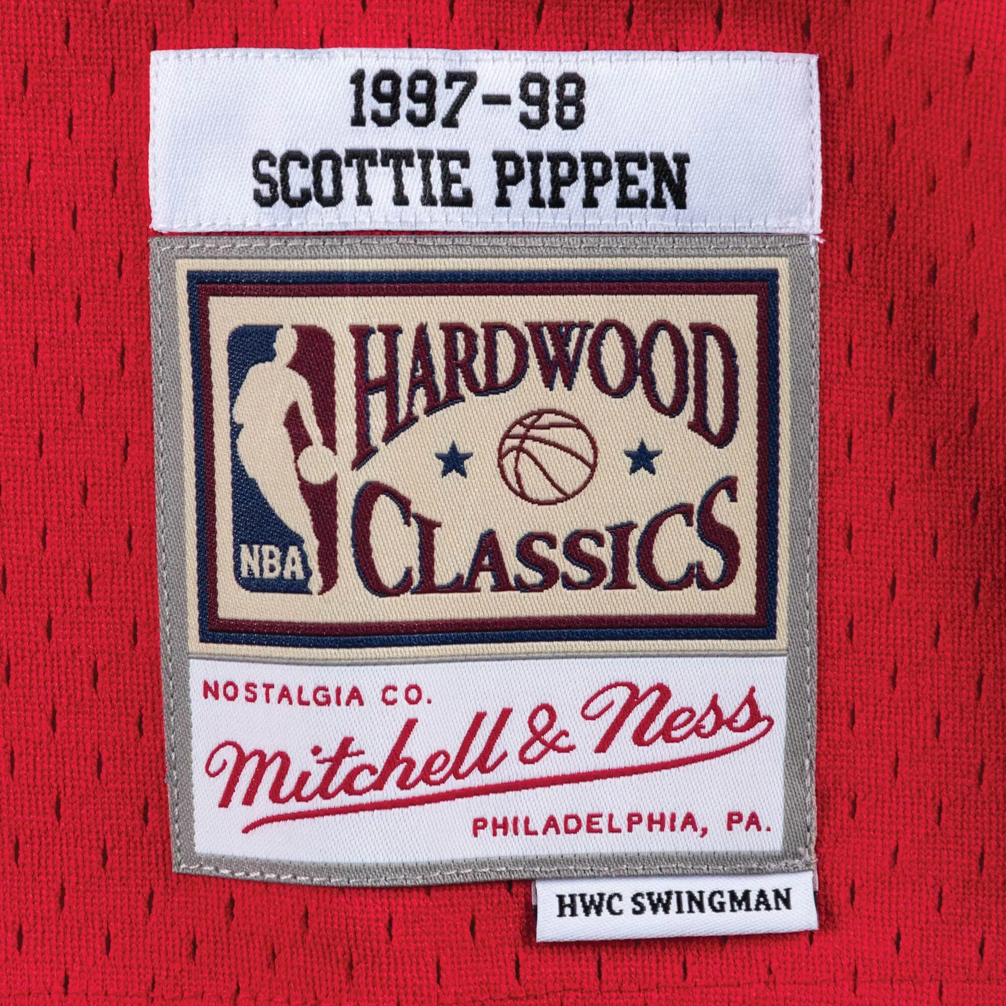 Mitchell & Ness Swingman Jersey Chicago Bulls Road 1997-98 Scottie Pippen Red