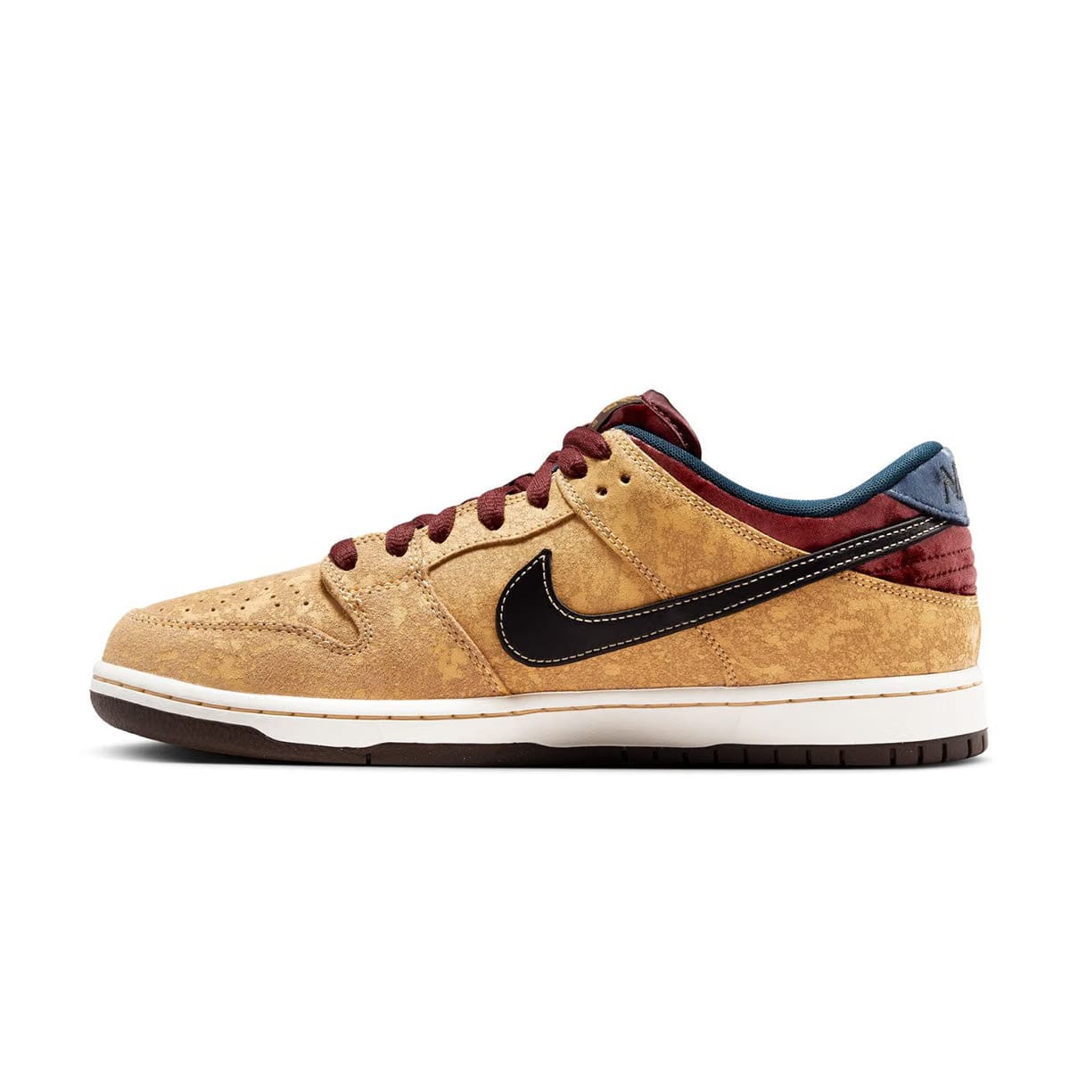 Nike SB SB Dunk Low Pro 'City of Cinema'