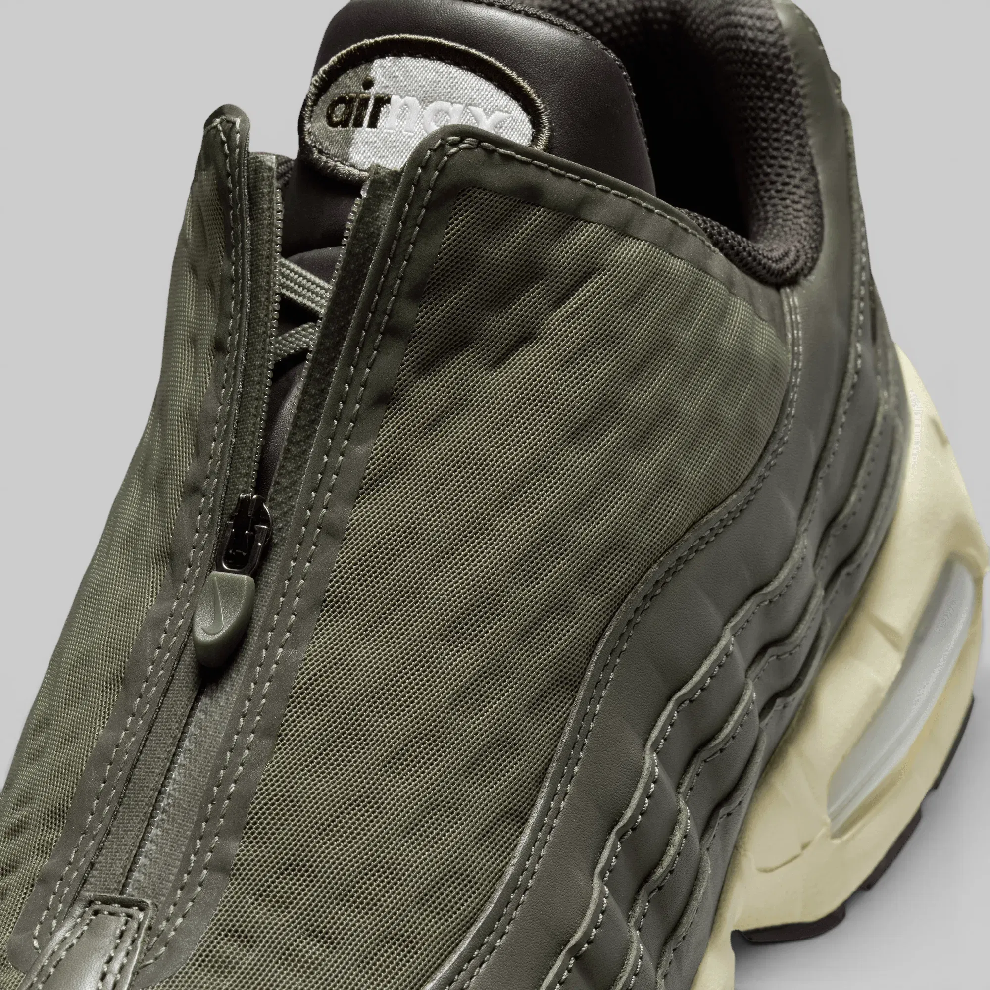 Nike Air Max 95 Zip SP - Medium Olive