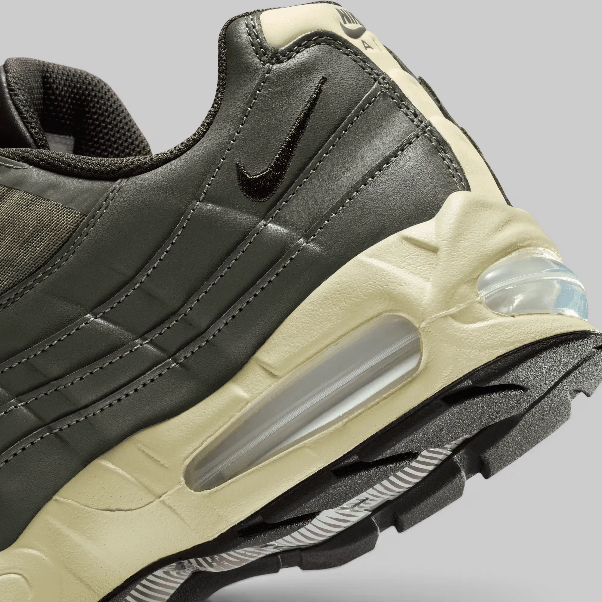 Nike Air Max 95 Zip SP - Medium Olive